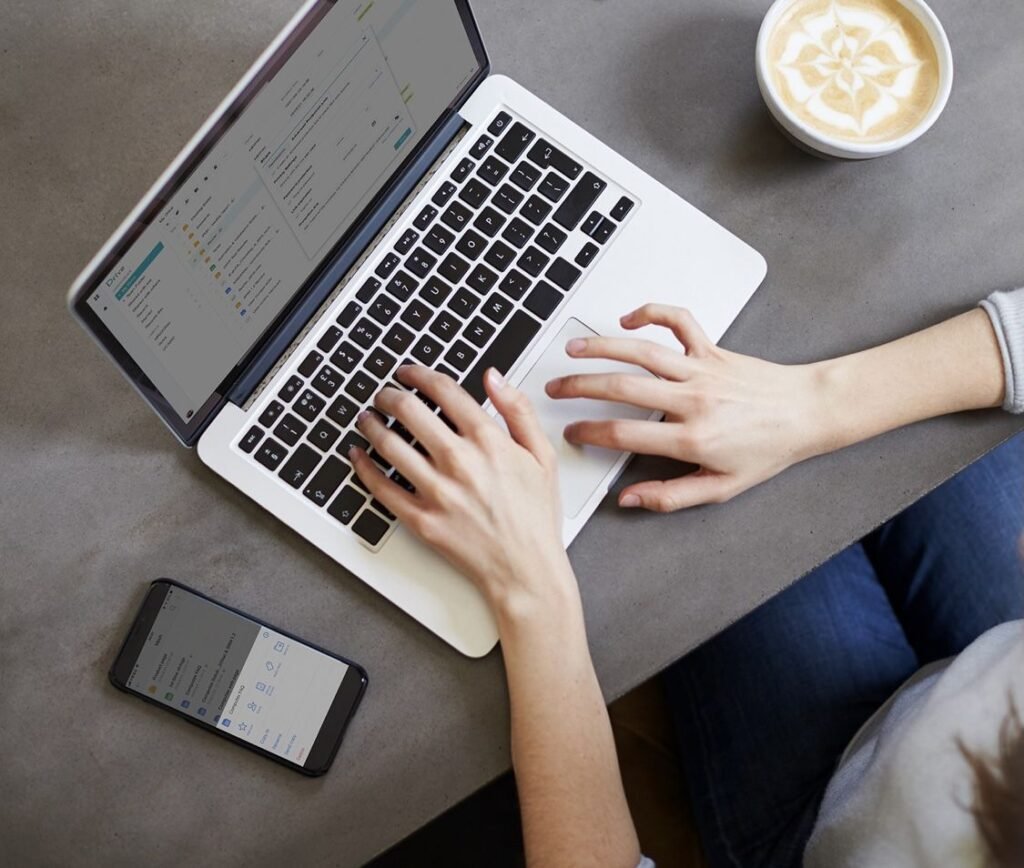 8 Essential Long-Term Laptop Battery Care Rules