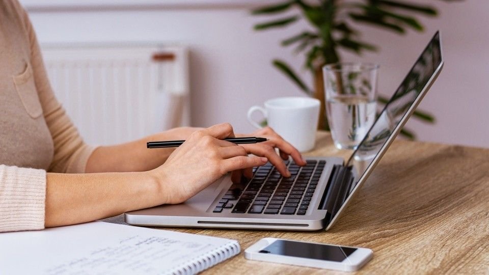 7 Essential Laptop Battery Care Tips You Must Know